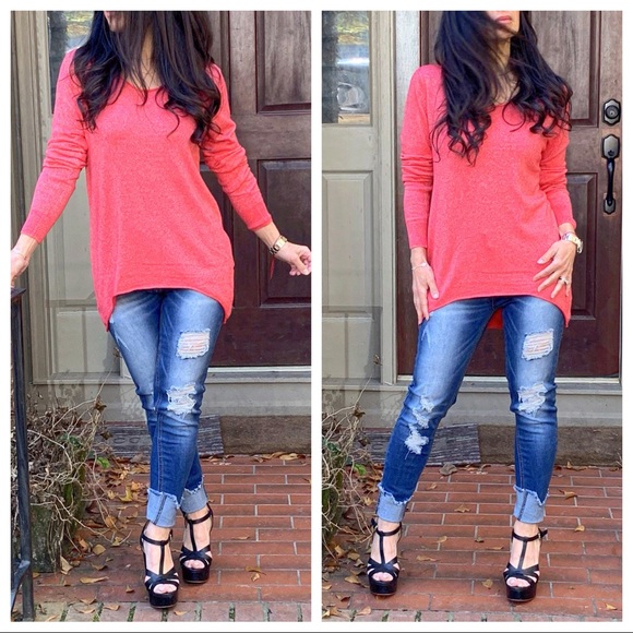 ✨LAST ONE✨PARIS✨CHIC sparkly chic Holiday sweater - Picture 7 of 8